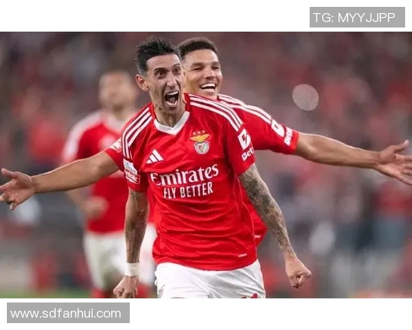 友谊赛精彩回顾里昂大胜本菲卡帽子戏法引爆全场激情