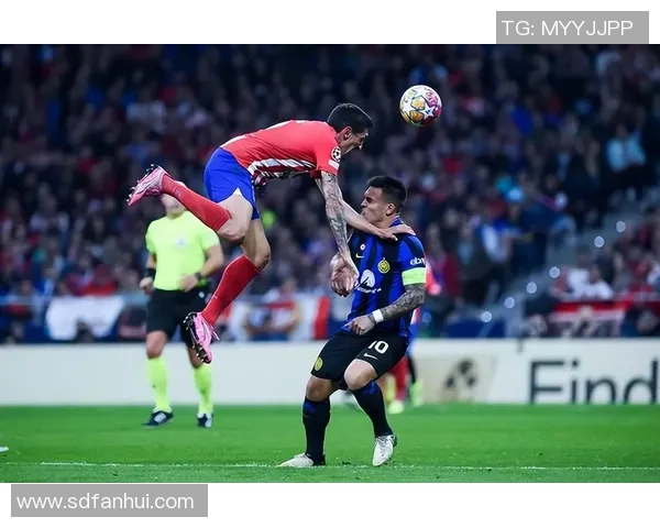 欧联杯激战那不勒斯6-2马竞点球大战引发全场狂欢与转会传闻