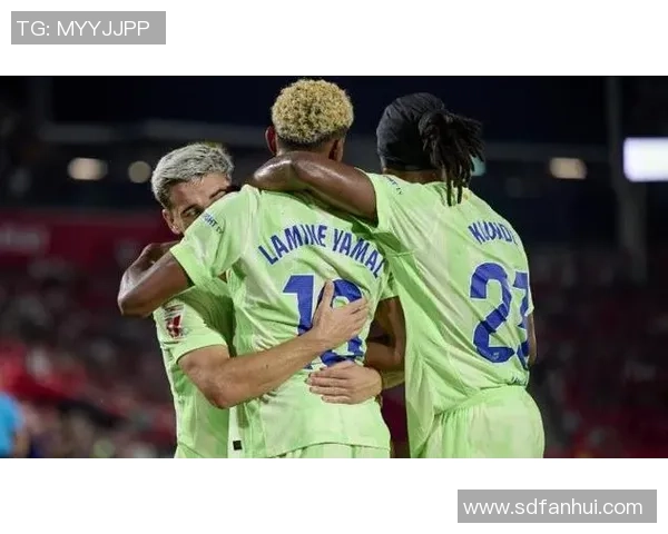 中超激战巴萨与马竞战成平局神扑引发争议判罚全场沸腾