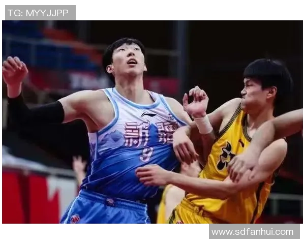 姚明现身亚洲篮球盛会引发热议球迷期待他的精彩表现与未来计划