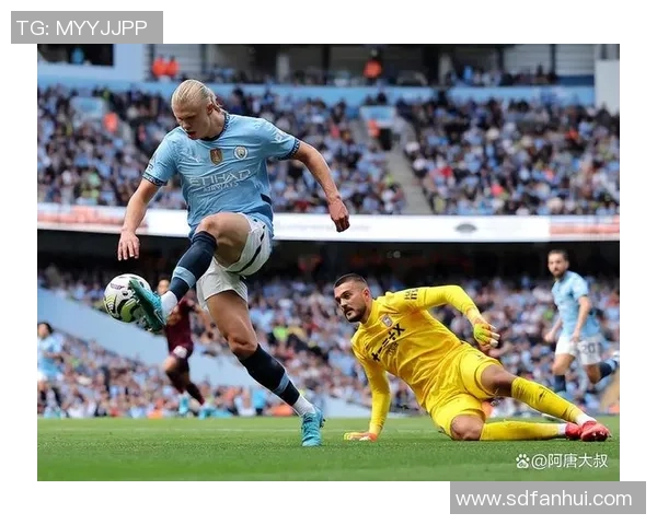 欧联杯焦点战利物浦与曼城激战成和乌龙球引发全场热议