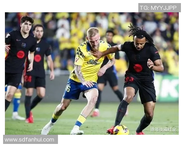 英超激战国米与多特蒙德战成平局乌龙球引发争议判罚引全场沸腾