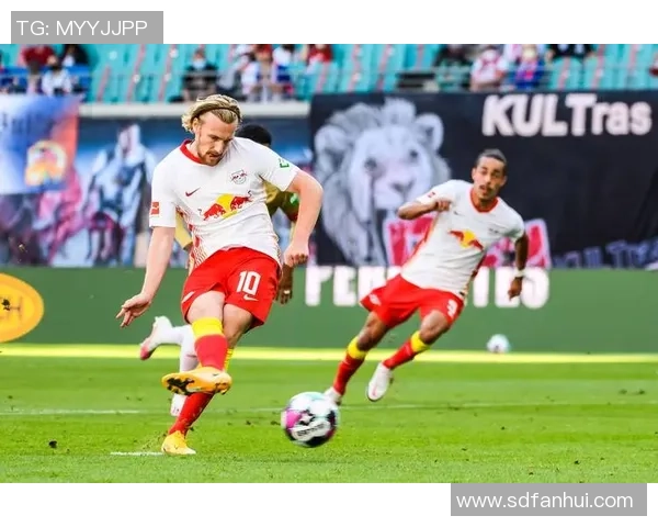 世界杯激战莱比锡逆转AC米兰帽子戏法引爆全场战术解析 世界杯激战莱比锡逆转AC米兰帽子戏法引爆全场战术解析