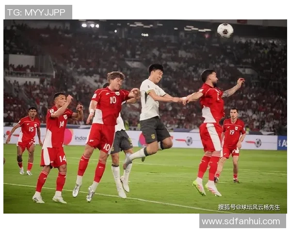 中超激战拜仁大胜巴黎圣日耳曼争议判罚引发全场热议 中超激战拜仁大胜巴黎圣日耳曼争议判罚引发全场热议