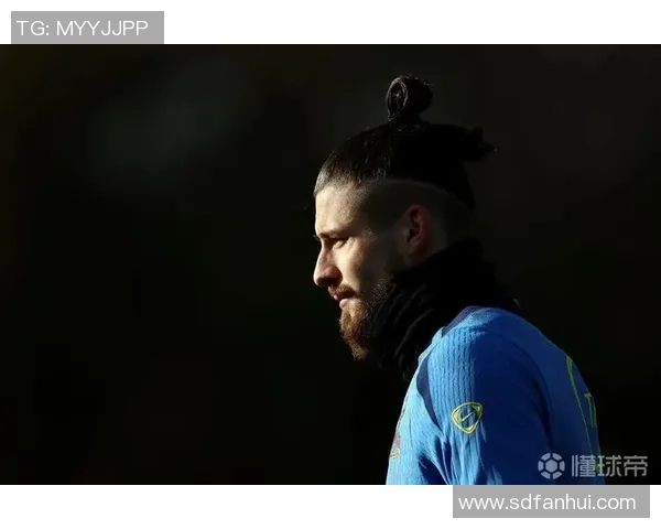 意甲激战莱比锡逆转热刺引发转会风波全场沸腾 意甲激战莱比锡逆转热刺引发转会风波全场沸腾