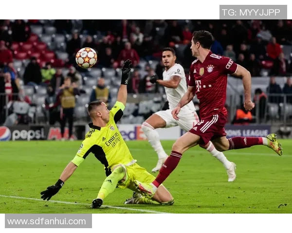 意甲精彩对决本菲卡逆转拜仁引发全场狂欢赛后深度解析