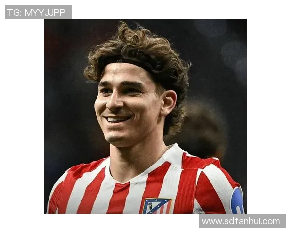 欧冠大战拜仁强势逆袭曼城帽子戏法点燃全场激情与转会传闻交织